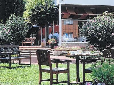 La Bourbonnaise Hotell Sérézin-du-Rhône Eksteriør bilde