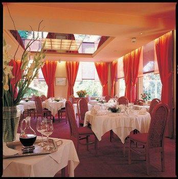 La Bourbonnaise Hotell Sérézin-du-Rhône Eksteriør bilde
