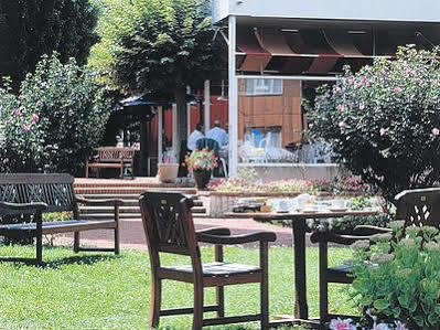 La Bourbonnaise Hotell Sérézin-du-Rhône Eksteriør bilde